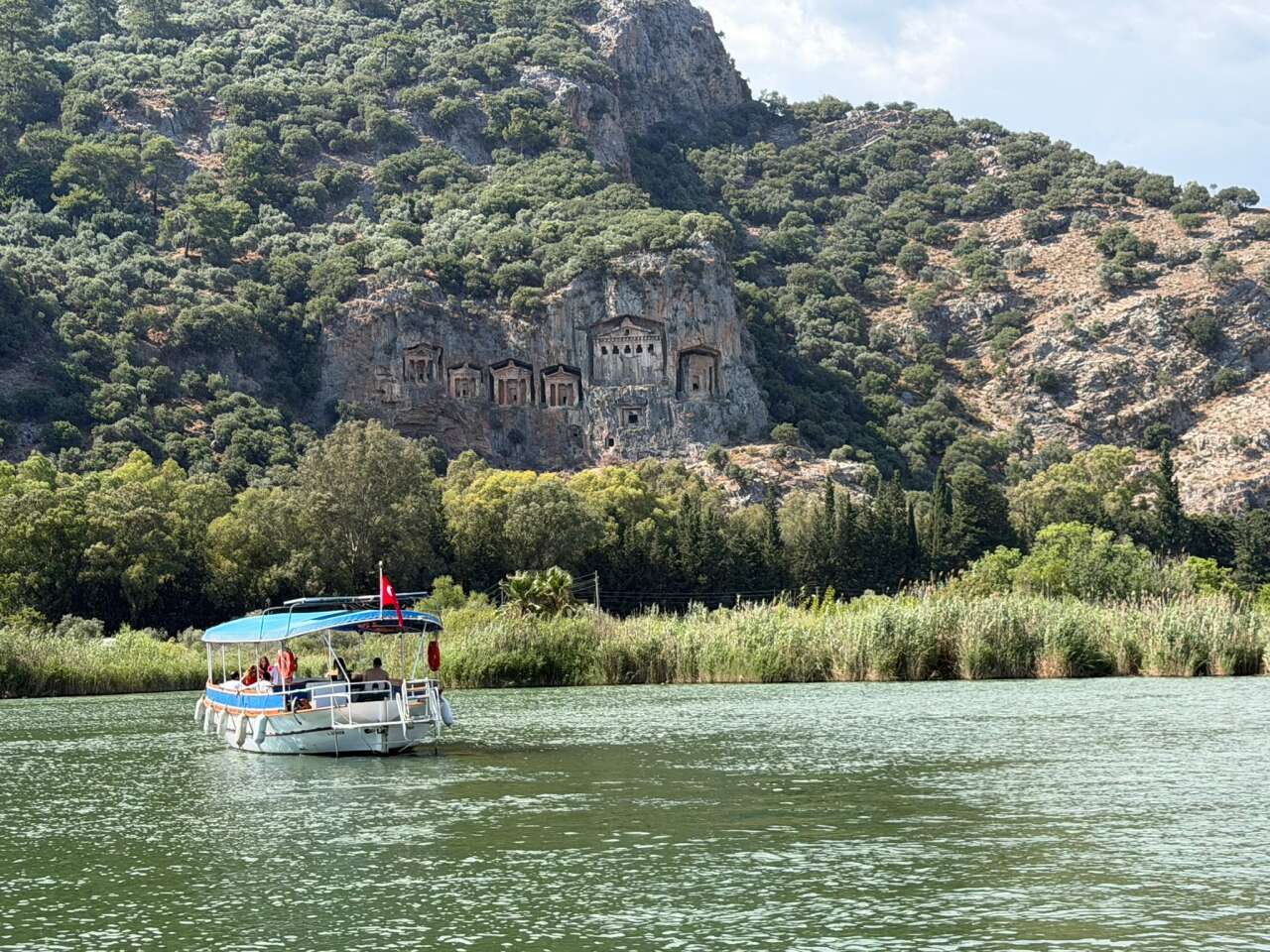 Dalyan’da Yüzyıllık Sır: Kral Mezarlarının Altında Kimler Var? 3